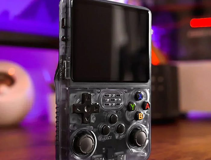 <h4><span style="text-decoration:underline">+100.000 GAMES IN ÉÉN GAME CONSOLE</span></h4><h1>RetroBoy R36S – <strong> Populaire retro game console</strong></h1>